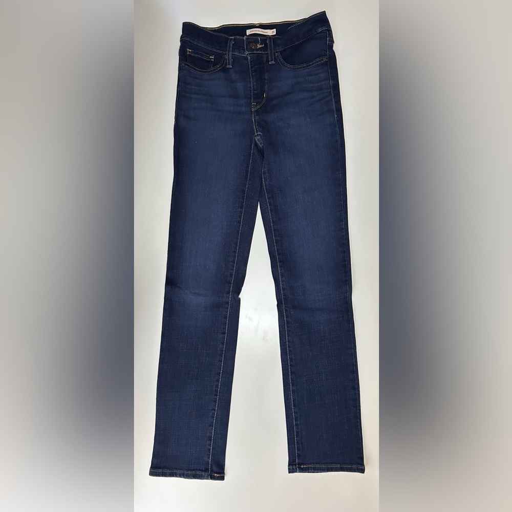 Levi's Women's Dark Blue Straight Leg Jeans